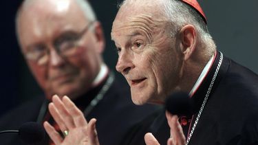 Excardenal de EEUU se declara inocente de agresión sexual a un adolescente