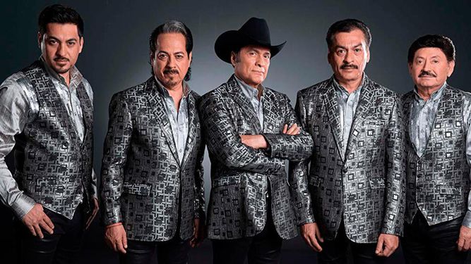 A principios de marzo, poco antes de que se cancelaran todos los conciertos para prevenir la propagaci&oacute;n del coronavirus, Suenatron logr&oacute; dar dos presentaciones en el Auditorio Nacional de la Ciudad de M&eacute;xico como invitado de Los Tigres del Norte.