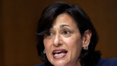 La doctora Rochelle Walensky, directora de los Centros para el Control y la Prevención de Enfermedades, durante una audiencia de la Comisión de Salud, Educación, Trabajo y Pensiones del Senado, el 16 de junio de 2022, en Washington.&nbsp;