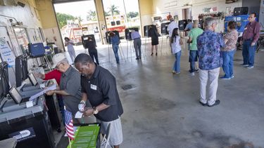 Los electores acudieron a votar masivamente en el condado de Miami-Dade.