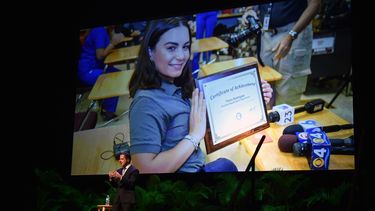 El superintendente escolar de Miami-Dade, Alberto Carvalho, durante la apertura del año escolar 2017-2018.