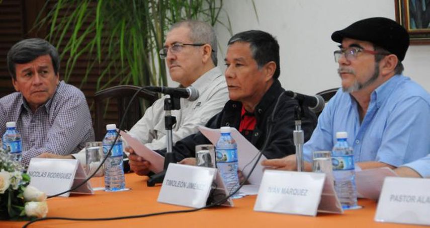 Guerrilleros colombianos durante las conversaciones de paz en La Habana.