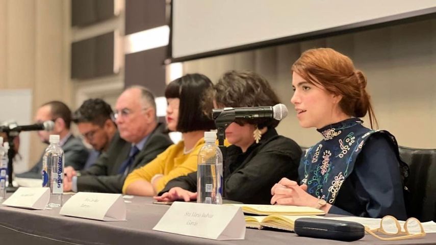 El panel con los activistas cubanos.