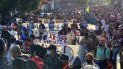 Una caravana de migrantes, la mayoría de Centroamérica, inicia su marcha hacia el norte desde Tapachula, México, el sábado 23 de octubre de 2021. Una caravana de migrantes, la mayoría de Centroamérica, inicia su marcha hacia el norte desde Tapachula, México, el sábado 23 de octubre de 2021.
