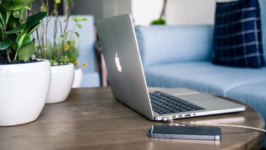 Apple actualiza nuevos Macbook Pro con carga inalámbrica&nbsp;