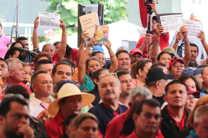 La comuna es una figura creada por el difunto presidente Hugo Chávez (ARCHIVO)