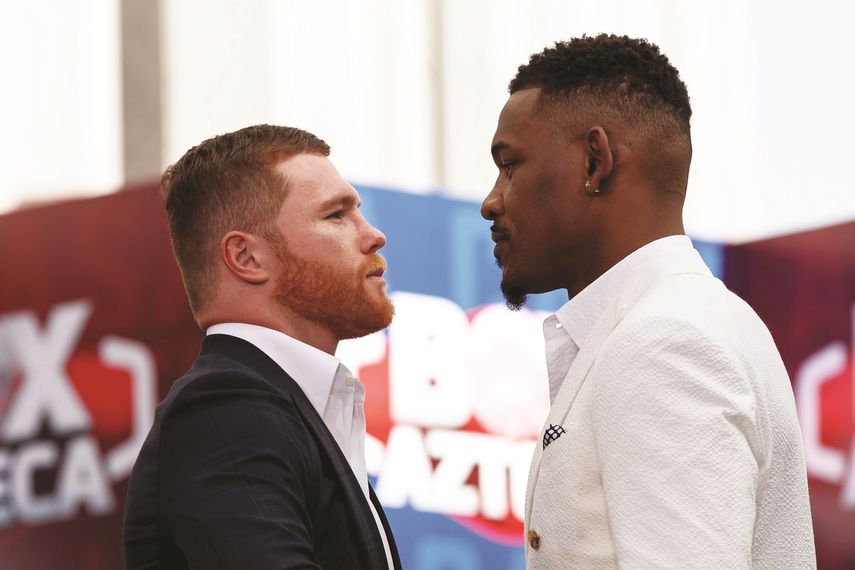 Yo sé que Jacobs (der.) será un duro rival, ha dicho el boxeador mexicano Canelo Álvarez.