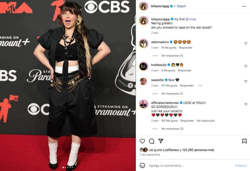 La intérprete británica Lola Young.