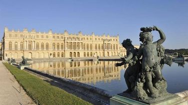 Cinco sindicatos (CGT-Culture, CFTC-Culture, CNAC-FSU, Sud Culture y UNSA-Culture) llamaron al paro de funcionarios.