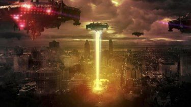 Imagen ilustrativa de OVNIS sobre una ciudad en la noche.