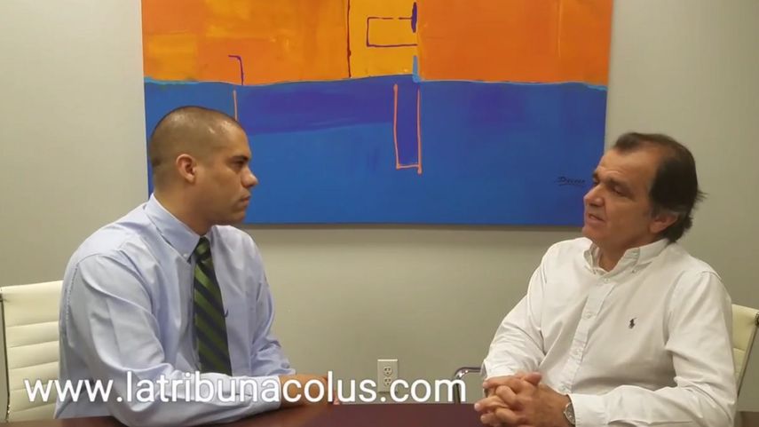 El periodista Cristhian Mancera entrevista al excandidato presidencial colombiano Oscar Iván Zuluaga.