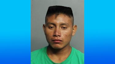 Rolando Raxcaal, acusado de agresión a mujer ciega en Hialeah.