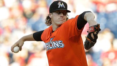 Tom Koehler ganó su tercer juego de la campaña. (ARCHIVO)
