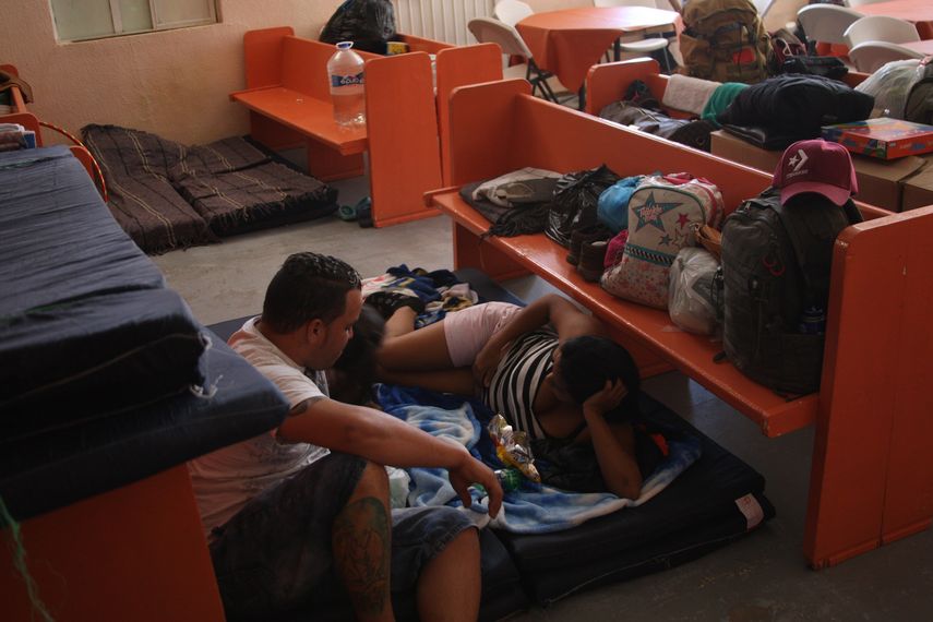 Situado cerca de la periferia de la fronteriza Ciudad Juárez, el albergue para migrantes El Buen Pastor acoge a 120 personas provenientes de varias partes del mundo con historias y experiencias distintas pero un mismo propósito: obtener&nbsp;asilo&nbsp;en Estados Unidos.