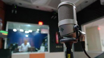 NOTICIA DE VENEZUELA  - Página 66 Radio-emisorajpg