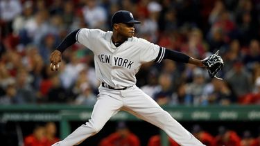 &nbsp;En esta fotograf&iacute;a del 6 de septiembre de 2019, el pitcher de los Yanquis de Nueva York Domingo Germ&aacute;n lanza durante la primera entrada del juego contra los Medias Rojas de Boston, en Boston.&nbsp;