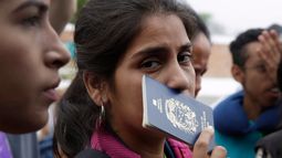 Según cifras de la Cancillería, entre 2014 y 2018, ingresaron al Ecuador más de 1.200.000 venezolanos, de los cuales, entre 230.000 y 250.000 permanecían en el país al 31 de octubre pasado.