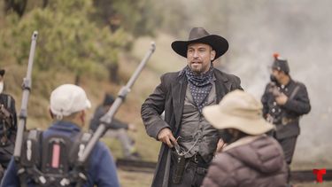 Rafael Amaya en una participación especial en la serie de época Malverde: El santo patrón, de Telemundo.