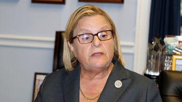 La congresista aseguró que el diálogo con Maduro&nbsp;es un chiste cruel y cínico que no cree viable.