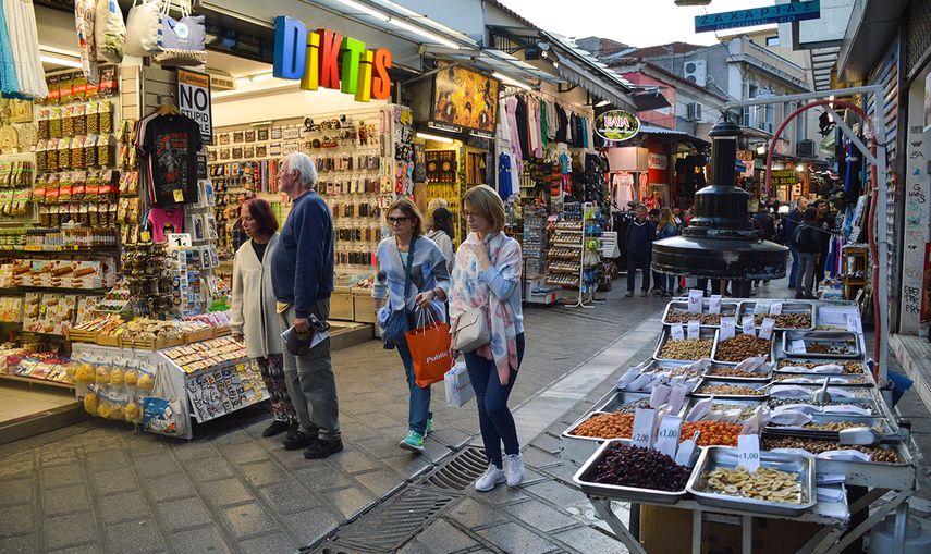 Calle en Plaka, camino a Monastiraki.