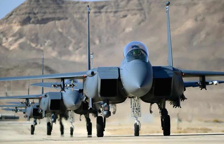 En un comunicado de la coalición que lidera Washington contra el grupo extremista Estado Islámico (EI) se indicó que fueron atacadas fuerzas favorables al régimen.