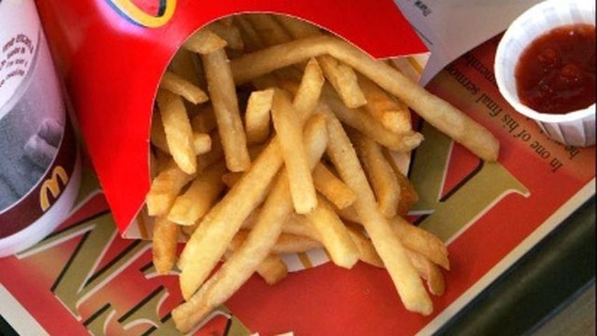 El gigante de comida rápida dice que no usa papas modificadas genéticamente y no tiene planes de cambiar de postura. (AP)