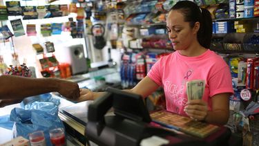 La eliminación del impuesto IVU hasta el 7 de enero ha facilitado el acceso de las familiar borícuas a más productos.