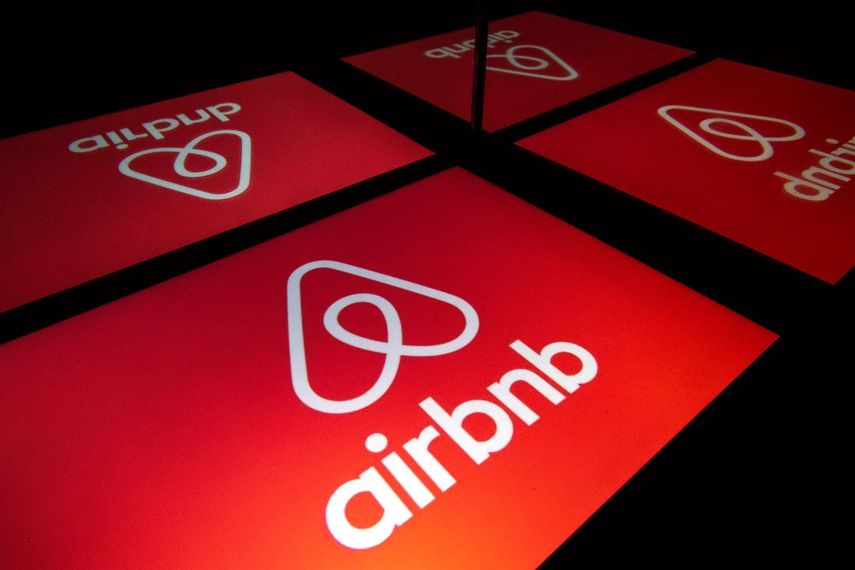 Logo de la firma Airbnb.