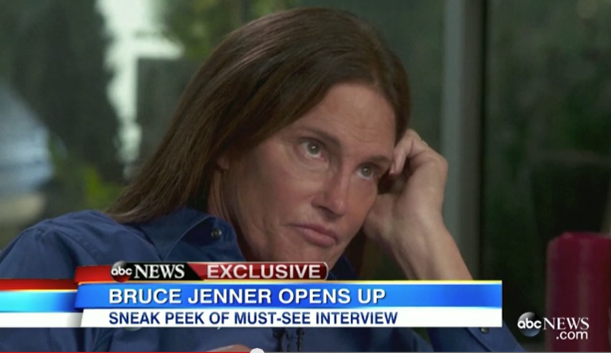 Bruce Jenner, en uno de los momentos de la entrevista con la periodista Diane Swayerla en la cadena ABC.