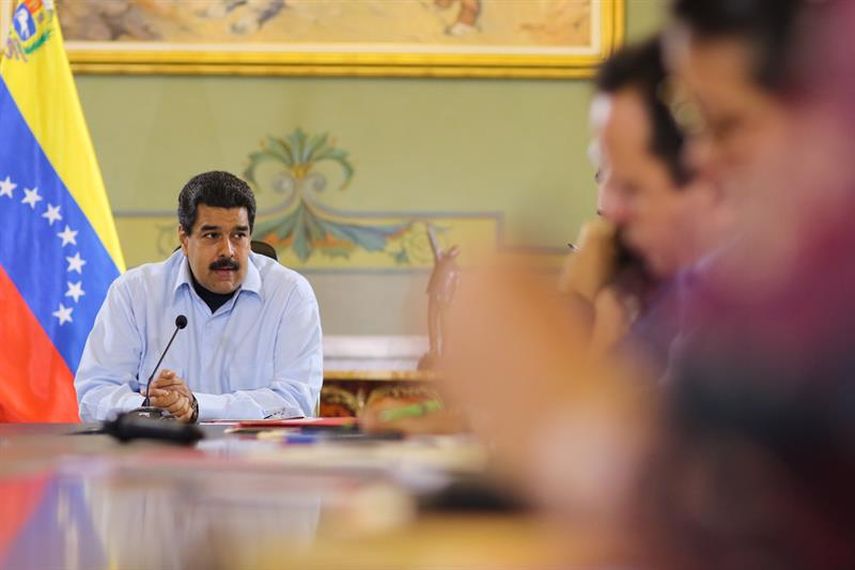El gobernante hizo el anuncio durante un consejo de ministros que encabezó desde el palacio presidencial de Miraflores, transmitido en cadena obligatoria de radio y televisión (EFE)