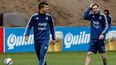 Agüero contó a la prensa parte de la conversación que tuvo con Messi sobre su nuevo entrenador. (EFE)