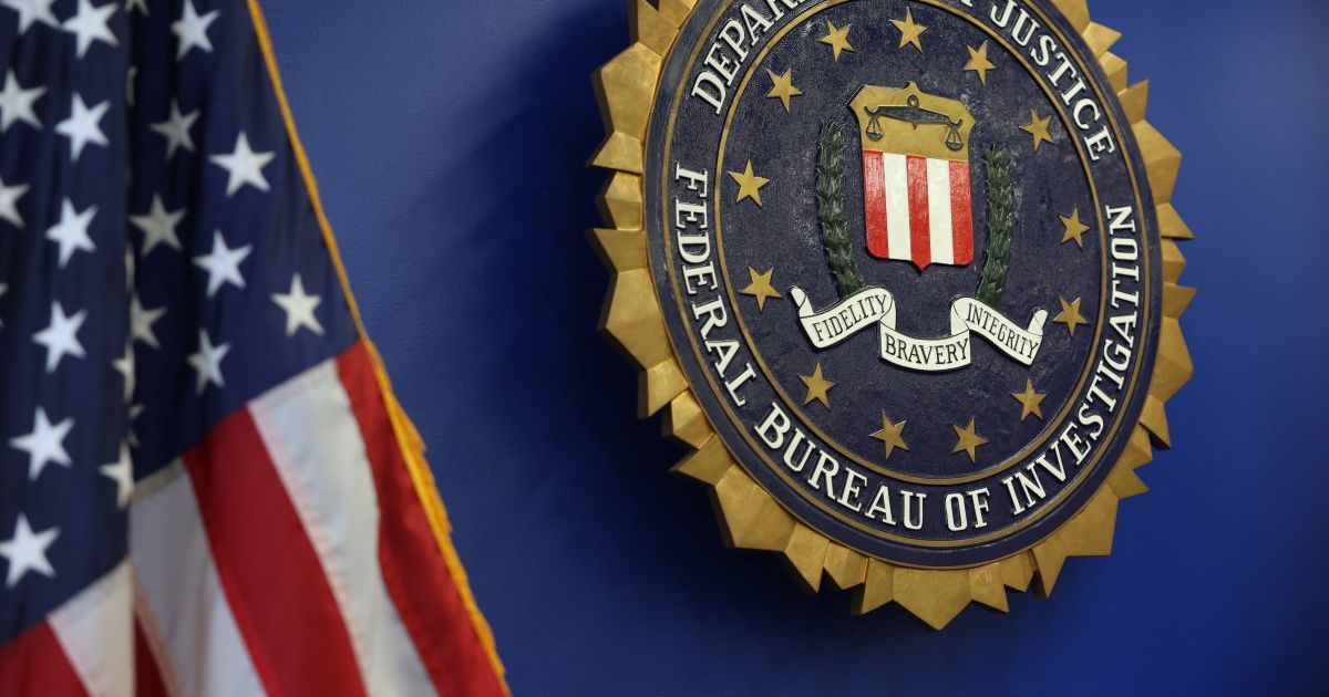Detienen a hombre por atentado contra clínica de reproducción en EEUU