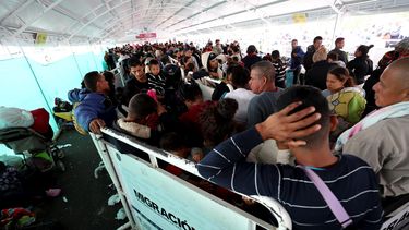 La cifra de ingresos de venezolanos por día al Perú se elevó de los 1.300 en promedio a 2.500 el sábado 8 de junio, hasta alcanzar los 5.400 el miércoles 12