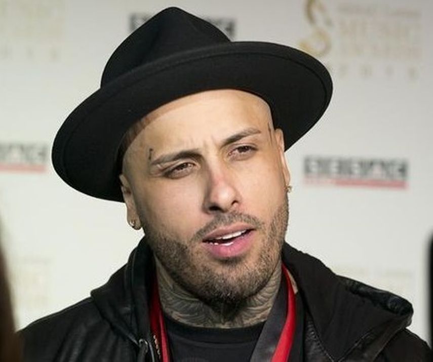El intérprete lidera la lista de los Hot Latin Songs con su tema Hasta el amanecer y tiene sold out en todas las presentaciones de su actual Ave Fenix Tour. (INSTAGRAM)