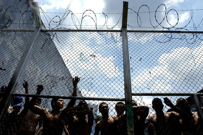 Las cárceles en Venezuela están abarrotadas.