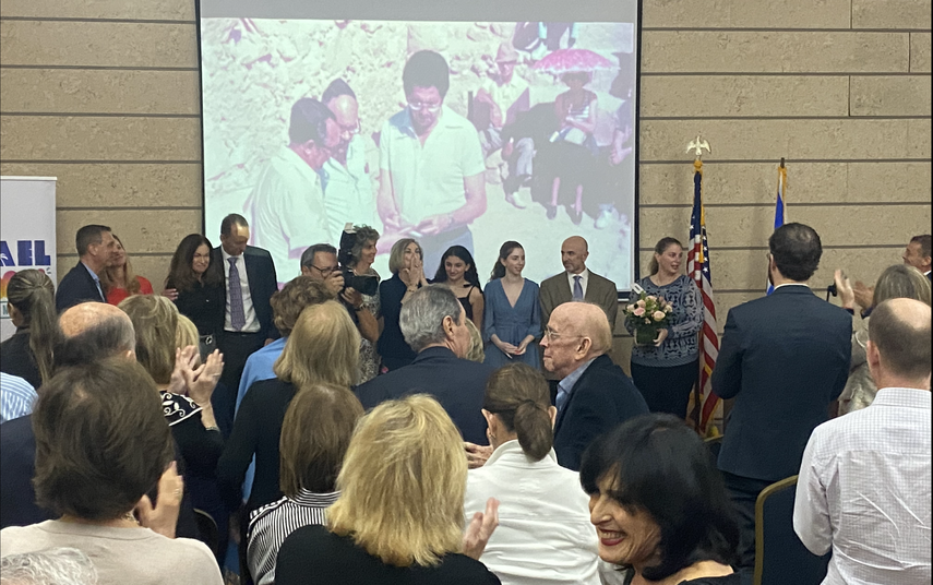 Rinden homenaje a Rafael Kravec en Museo de Coral Gables, Miami.