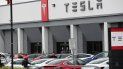 Un dealer de la compañía estadounidense de vehículos eléctricos Tesla. Un dealer de la compañía estadounidense de vehículos eléctricos Tesla.