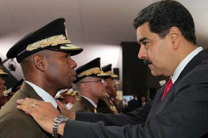 El nuevo director del Sebin&nbsp;Manuel Ricardo Cristopher Figuera&nbsp;también se ha desempeñado en la Dirección de Inteligencia Militar (DIM) y como edecán del fallecido presidente Hugo Chávez.