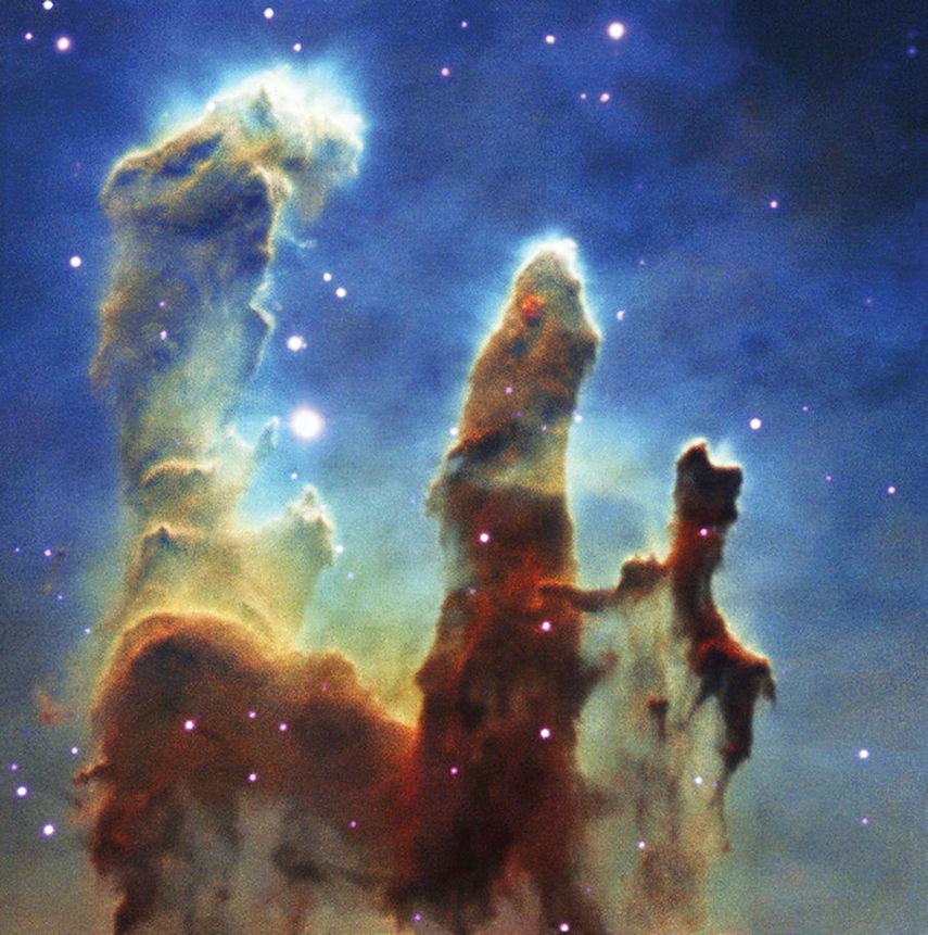 Imagen facilitada por European Southern Observatory (ESO) creada a partir de las observaciones de los Pilares de la Creación hechas con el instrumento de MUSE, instalado en el Very Large Telescope. (EFE)