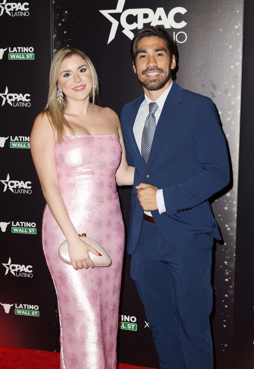 Vianca Rodríguez y Jose Aguinaga.