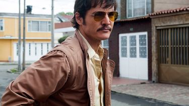 El actor Pedro Pascal da vida al agente Javier Peña&nbsp;en la serie Narcos