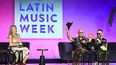 Leila Cobo, directora de contenido de Billboard para Latin/Español, junto al dúo de reguetón Wisin y Yandel, durante la Billboard Latin Music Week 2019.&nbsp;