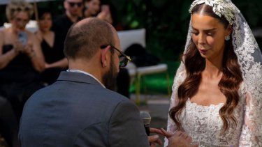 La boda de Fernanda Alió y Adrián Cervantes. 