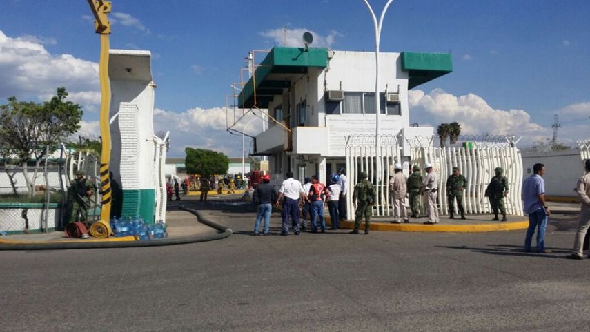 Personal de la Secretaría de Salud del estado de Guanajuato acudió a prestar auxilio a los heridos.