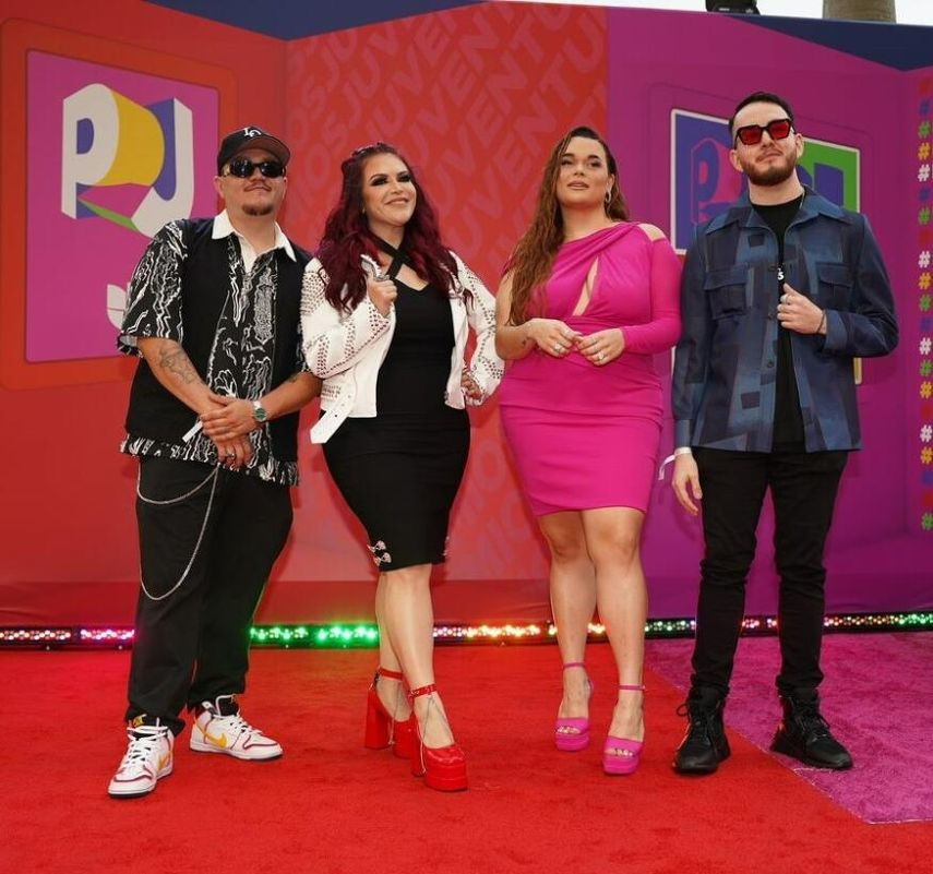 Los hijos de Jenni Rivera desfilaron por la alfombra roja de los Premios Juventud 2022.