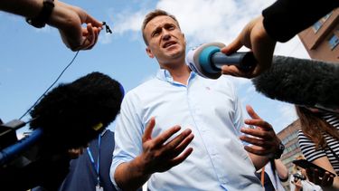 El l&iacute;der opositor de Rusia, Alexei Navalni siendo entrevistado por periodistas en Mosc&uacute;, el 20 julio de 2019.