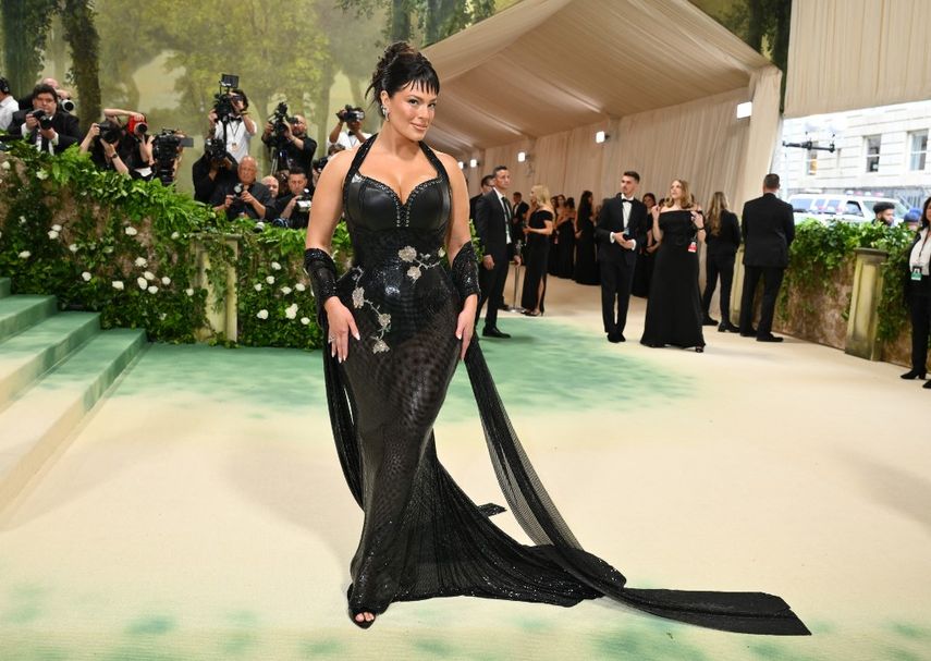La modelo estadounidense Ashley Graham llega a la Met Gala 2024 en el Museo Metropolitano de Arte el 6 de mayo de 2024 en Nueva York.&nbsp; &nbsp;