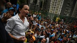 María Corina Machado durante un acto político en San Antonio de los Altos, cerca de Caracas.