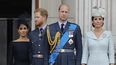 En esta foto de archivo tomada el 10 de julio de 2018, de izquierda a derecha: Meghan Markle, los príncipes Harry y William y la duquesa de Cambridge, Kate Middleton, se paran en el balcón del Palacio de Buckingham para ver un sobrevuelo militar.