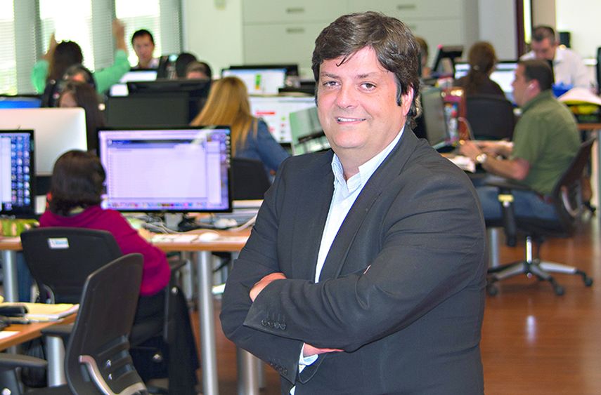 Manuel Aguilera, en la redacción de DIARIO LAS AMÉRICAS. (YENDER HERNÁNDEZ)